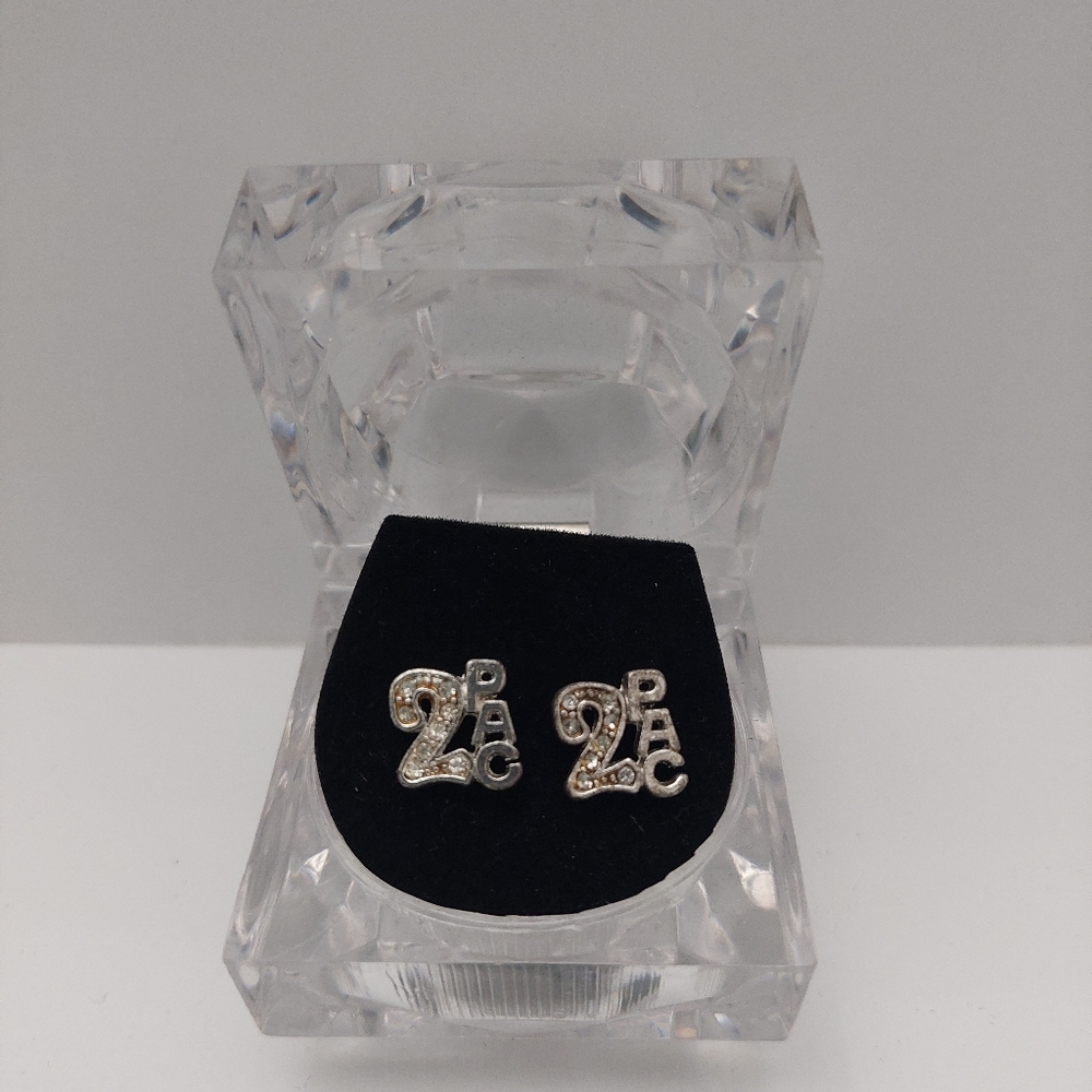 2 pac earrings